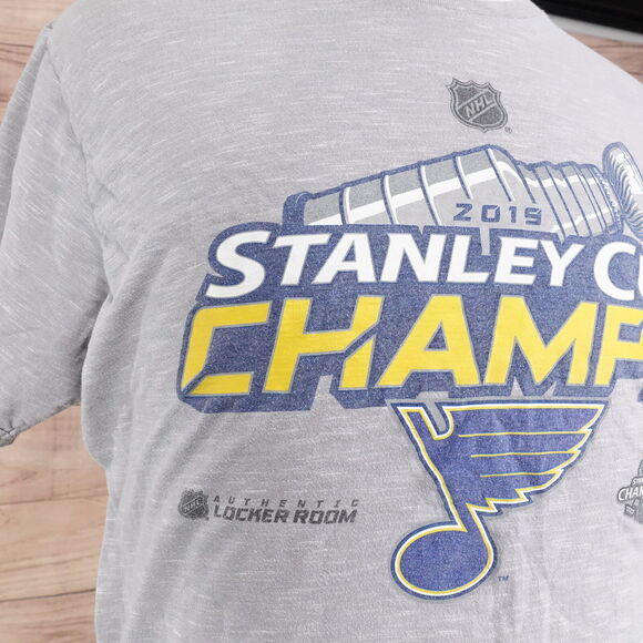 ST LOUIS BLUES HOCKEY 2019 STANLEY CUP CHAMPION FANATICS T-SHIRT SZ L - Picture 2 of 7